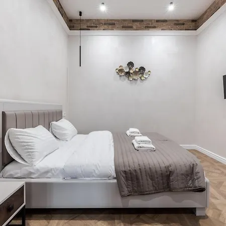 Apartment Rynok Square 2 Lviv