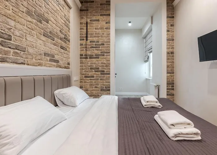 Apartamento Rynok Square 2 *